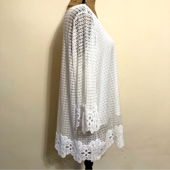 EUC! Alfani White Lace Top Size 2X - Picture 2 of 10